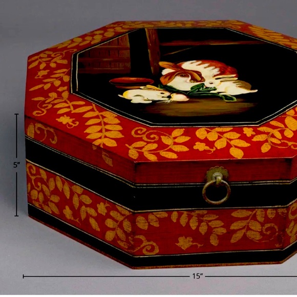 World Menagerie Idalia Rabbit Octagonal Decorative Vintage-Like Box; GENTLY Used - Picture 2 of 2